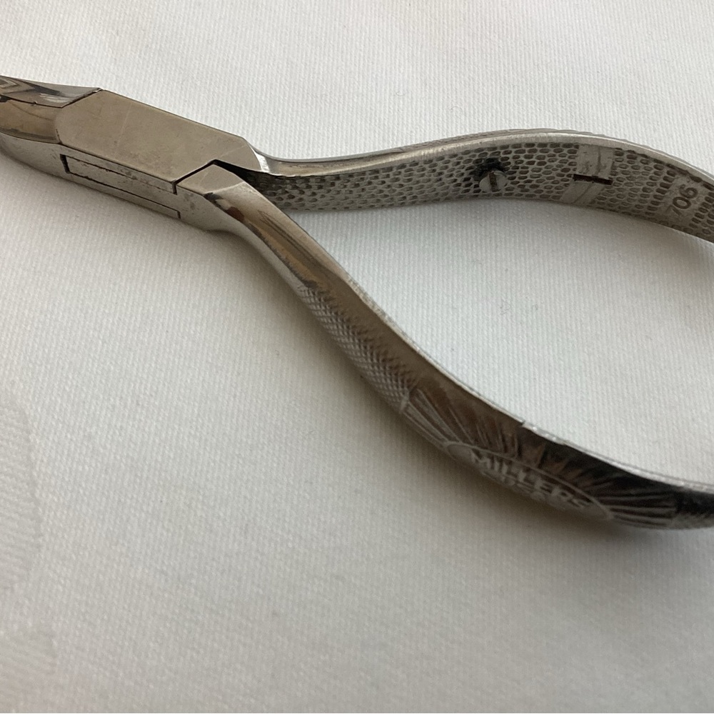 Vintage Millers Forge clippers 705